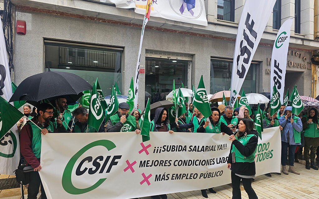 CSIF sale a la calle por las condiciones laborales de los empleados públicos