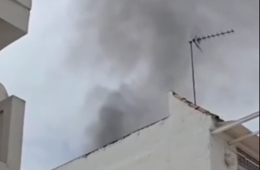 Bomberos sofocan el incendio de una vivienda en Punta Umbría