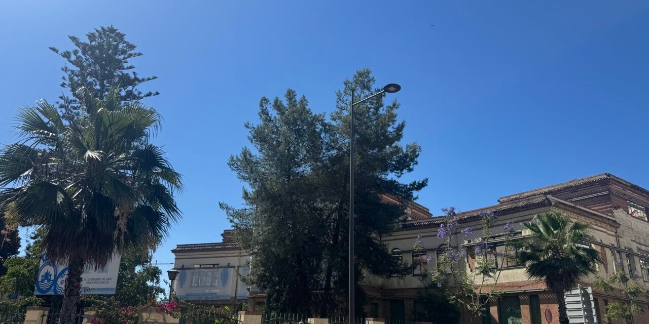 El Ayuntamiento favorece la rehabilitación del Colegio Ferroviario