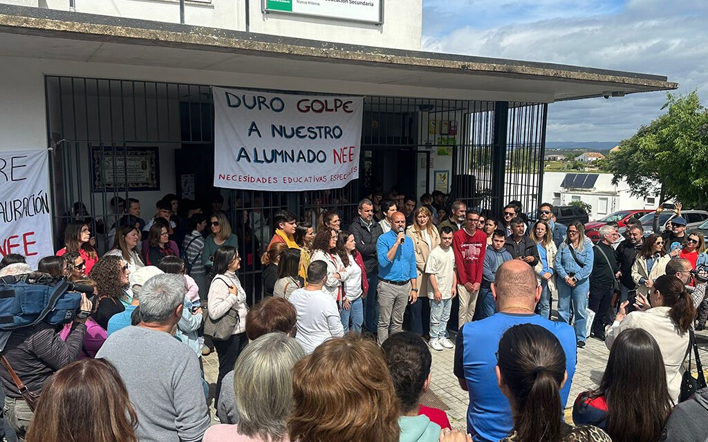 Zalamea se moviliza contra el cierre del Grado Básico de Cocina y Restauración