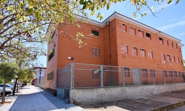 El suelo del antiguo CEIP Doñana será para viviendas de alquiler joven en Huelva