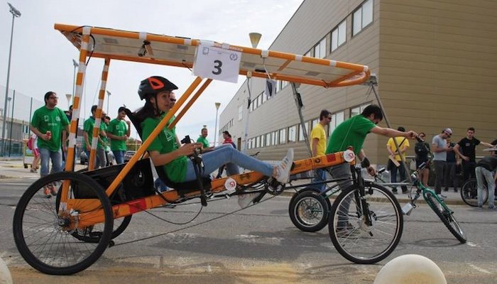 La UHU se prepara para su carrera de vehículos solares