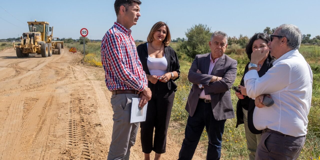 La Diputación actúa en los caminos del Rocío