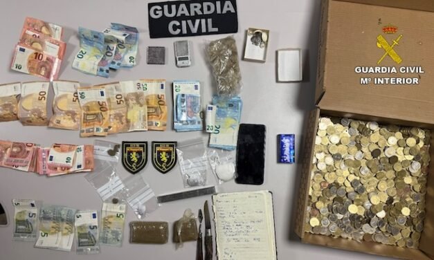 Huye de la Guardia Civil y revela un punto de droga en Lepe al esconderse en el mismo