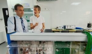 El delegado de Educación en el Instituto José Luis Graíño de Palois