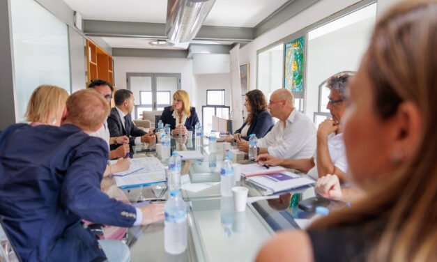 Diez propuestas compiten para definir la ordenación de la Avenida de Italia y su unión con el Ensanche Sur