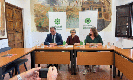 El papel de las cooperativas en la sociedad y su gestión, en los cursos de verano de la UNIA