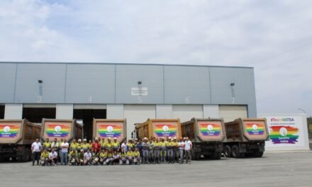 Los camiones de Sandfire Matsa lucen la bandera del Orgullo