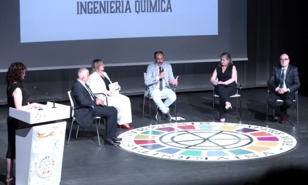 La UHU celebra el 30 aniversario de su titulación de Ingeniería Química