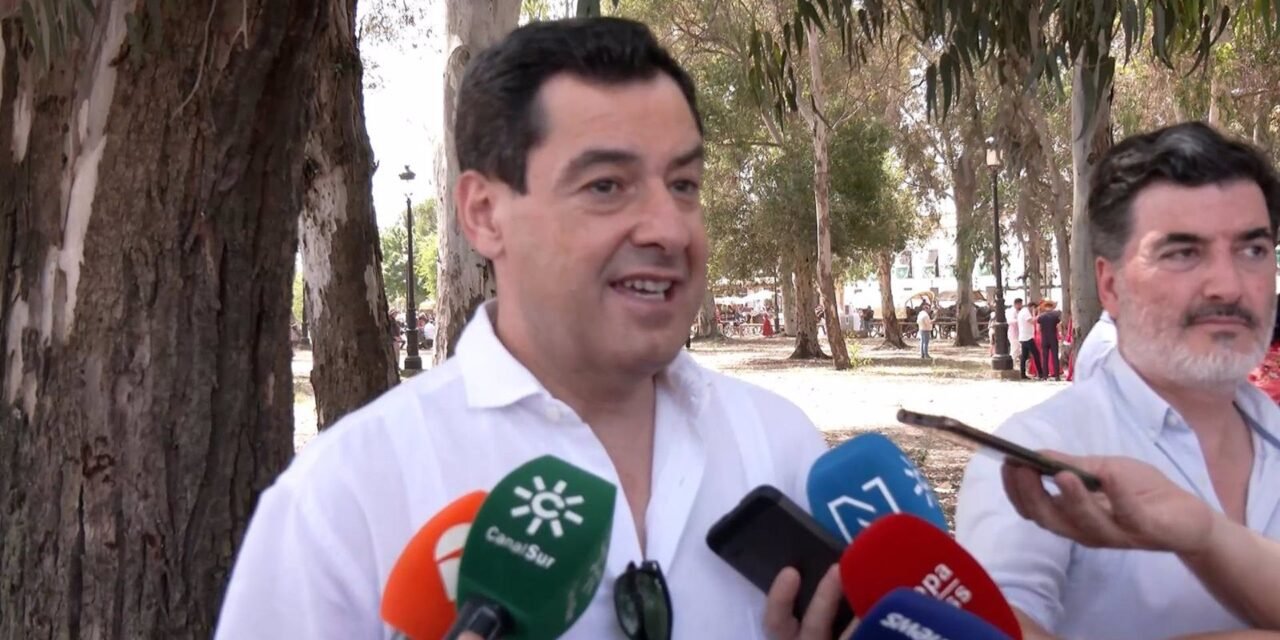 Moreno reivindica la romería de El Rocío como «gran referencia mundial» de la «marca Andalucía»