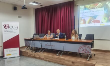 La ciencia y la salud femenina, en el centro del debate académico en la Universidad de Huelva
