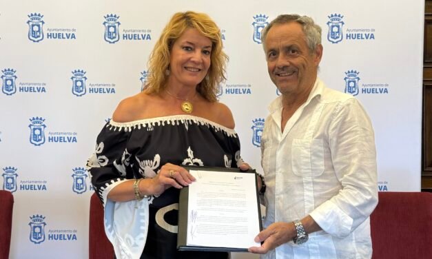 Ayuntamiento y Enrique Benítez se alían para impulsar el baloncesto en Huelva