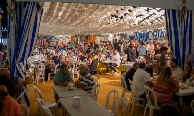 Premio de 1.000 euros para la caseta mejor decorada de Colombinas