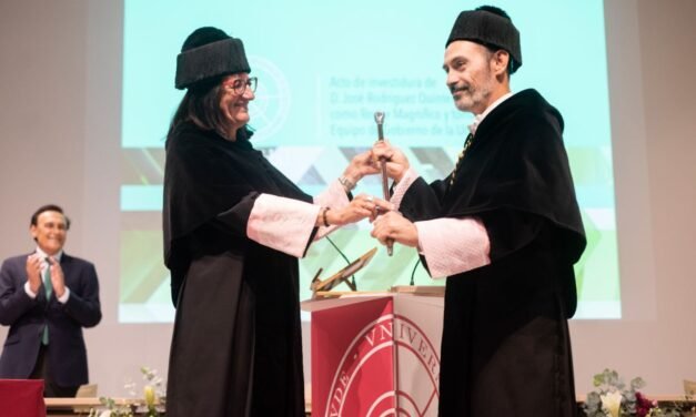 El rector trabajará por una Universidad “de excelencia” que promueva “una vida mejor y más próspera”