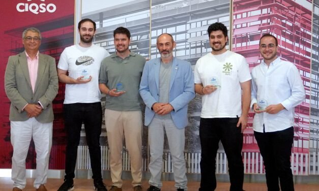 Reconocidos cuatro estudiantes onubenses por su productividad científica