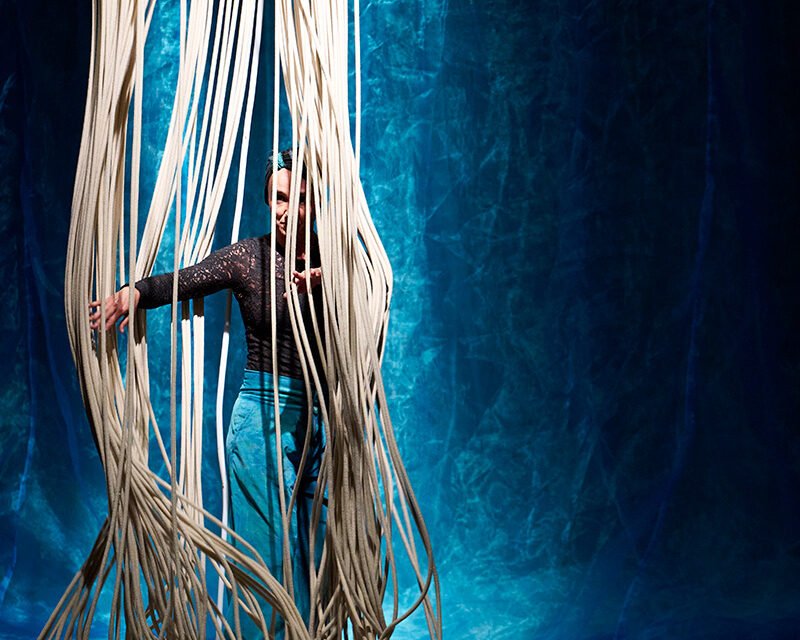 ‘Mar o de cómo sobrevivir a un tsunami’ aterriza este jueves en el Castillo de Niebla