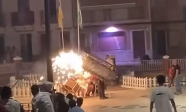 Herida una joven durante la quema del ‘Toro de Fuego’ de Escacena