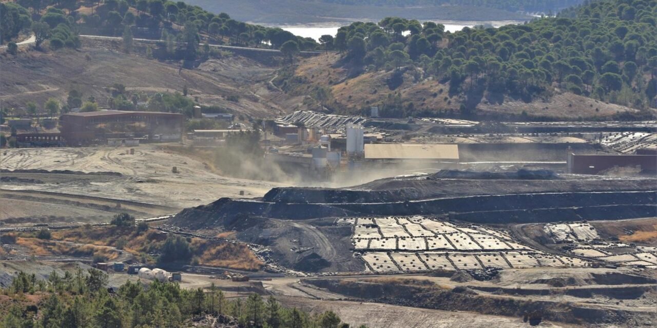 Ecologistas alerta de que la modificación de la AAI alarga el vertedero de Nerva hasta 2041