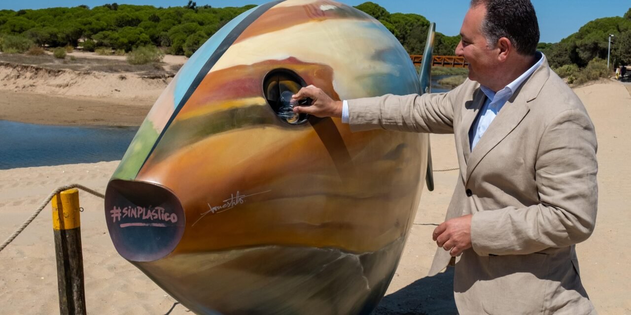 La Diputación promueve el reciclaje con el primer ‘Pescaíto come plástico’