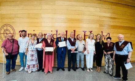 Riotinto inicia un nuevo curso del Aula de la Experiencia