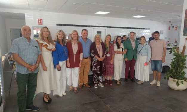 El Hospital de Riotinto inaugura su nueva cafetería en un edificio construido junto al centro