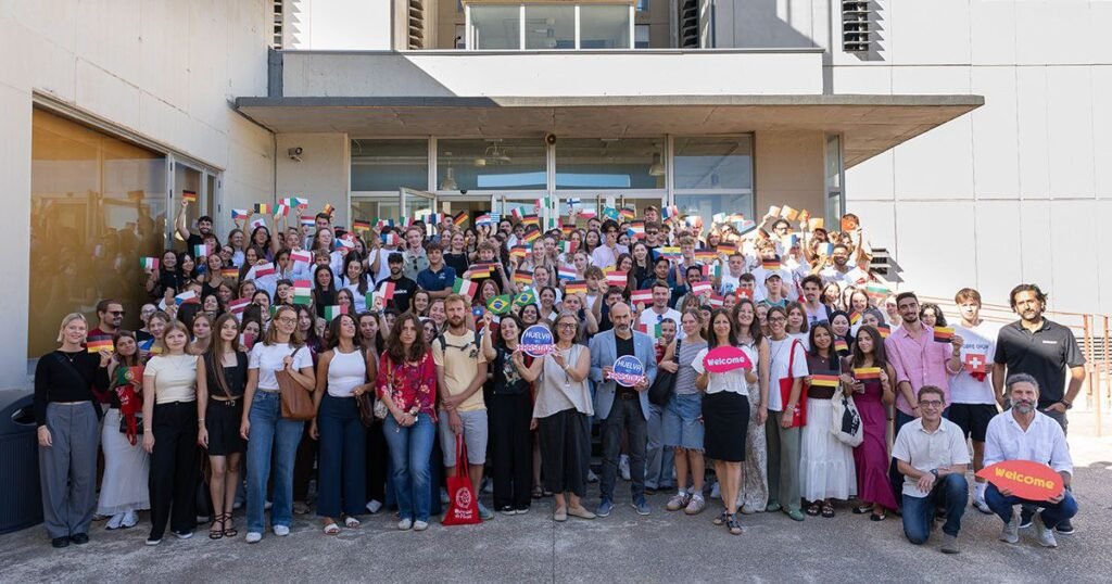 La UHU da la bienvenida a 395 estudiantes internacionales