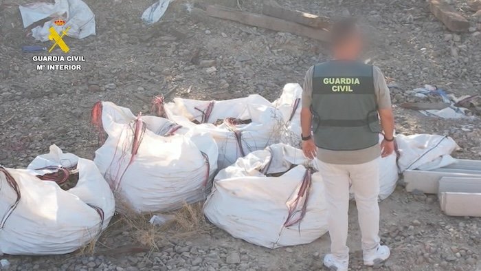 Roban 20 toneladas de material ferroviario de la Huelva-Zafra