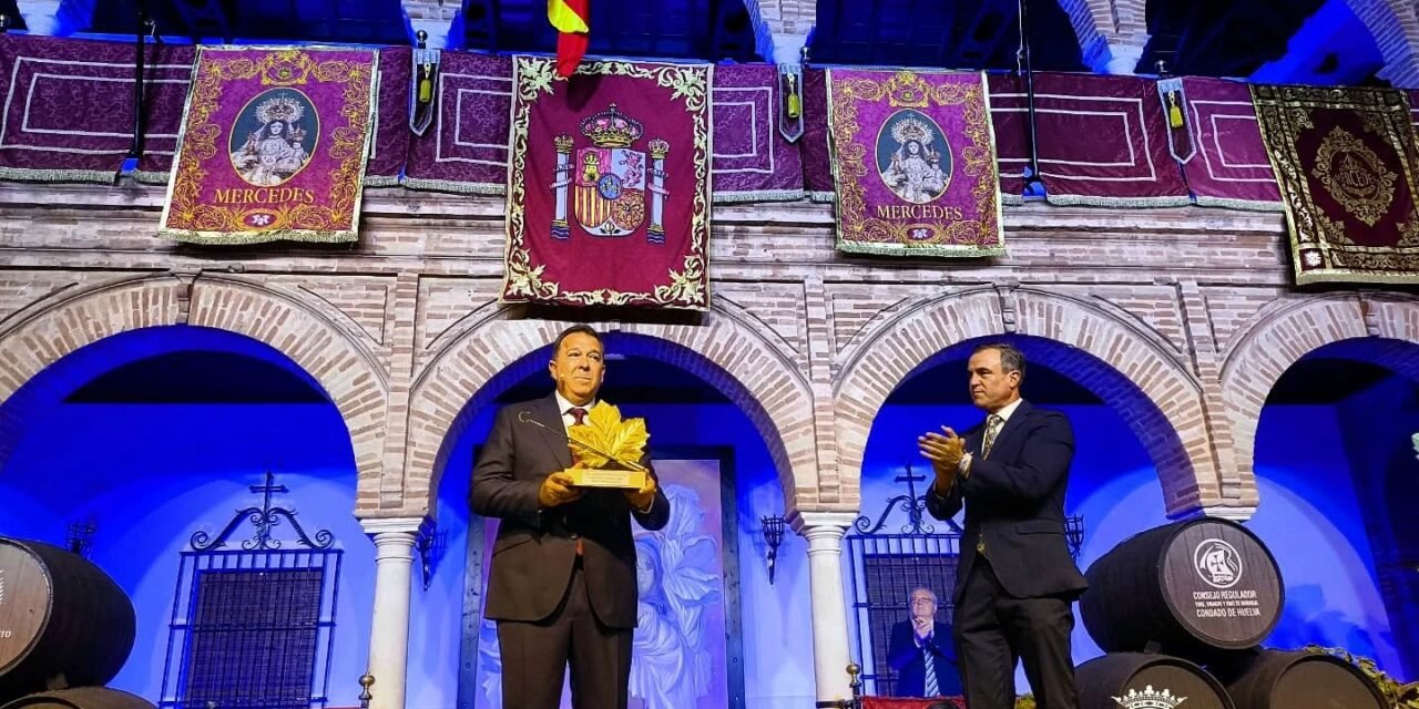 Iglesias Albarrán se gana el corazón de Bollullos en el acto del Nacimiento del Vino