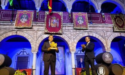 Iglesias Albarrán se gana el corazón de Bollullos en el acto del Nacimiento del Vino