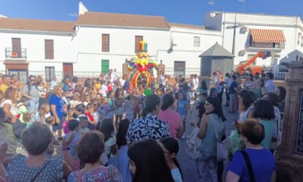 La vuelta al cole más alegre y divertida se produce en Cumbres Mayores