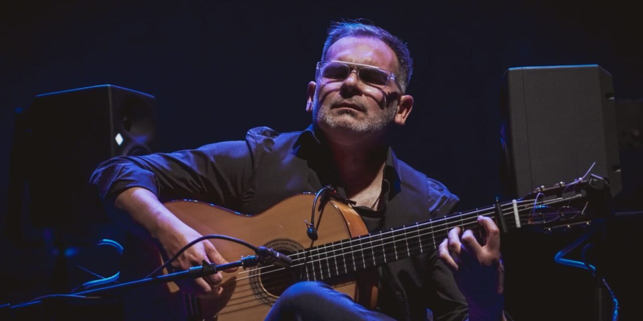 Chico Gallardo estrena su nuevo espectáculo en el Teatro Salvador Távora de Almonte