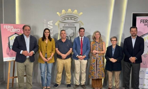 La Fundación Caja Rural del Sur participa con stand propio en la Feria del Libro