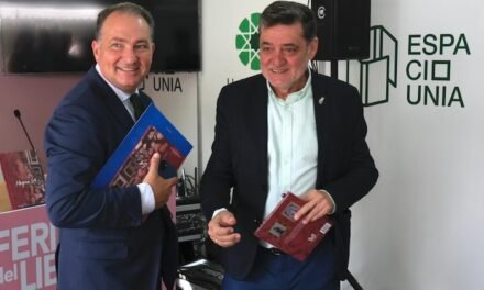 ‘La Procesión Magna Mariana de las patronas de la Provincia. Huelva, 1954’ se presenta en la Feria del Libro