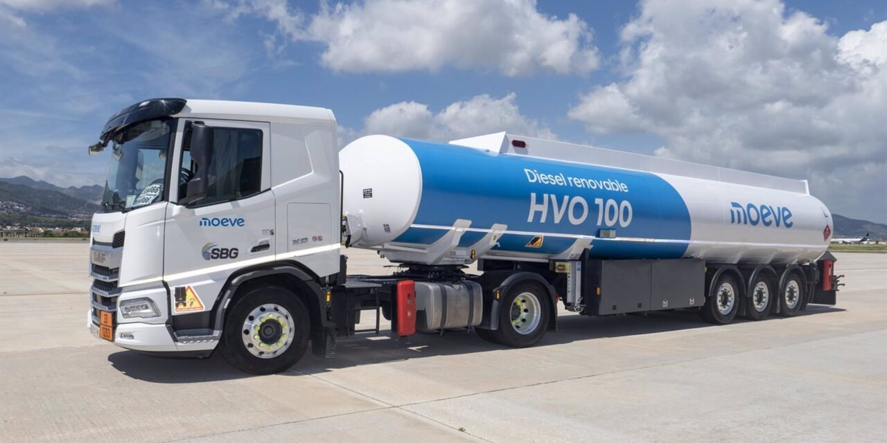 Moeve se convierte en pionera en suministro a aeropuertos con diésel renobable producido en Palos