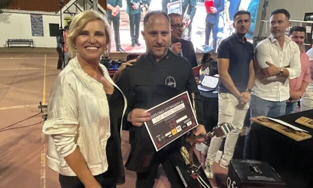 El cordobés Juan Martín Moreno gana el Concurso Nacional de Corte de Jamón de Corteconcepción