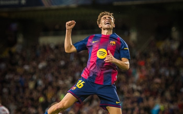 Fermín López, primer español en marcar un triplete con el Barcelona en Champions