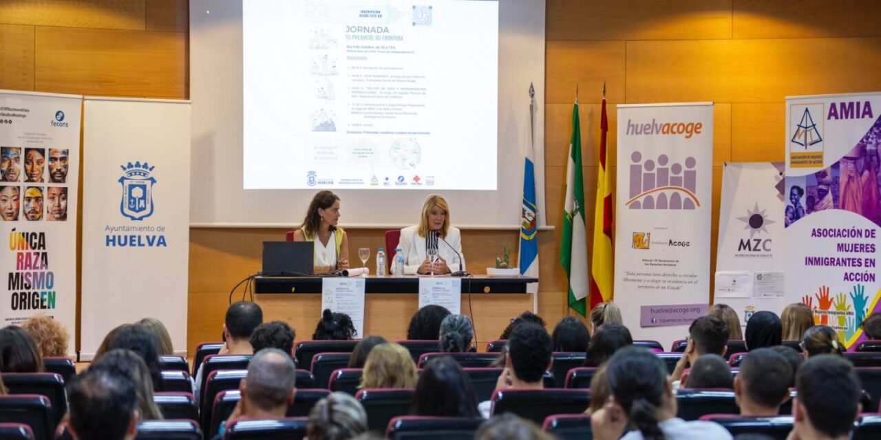 El Ayuntamiento muestra la realidad del migrante «sin falsos mitos ni prejuicios»