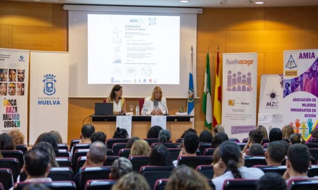 El Ayuntamiento muestra la realidad del migrante «sin falsos mitos ni prejuicios»