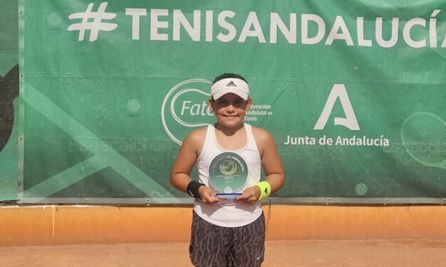 La onubense Laura Macías se proclama campeona de Andalucía de tenis Sub-9