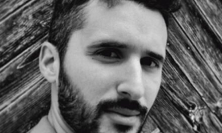 Morales Mateo desmonta mitos en ‘Huelvalogía’