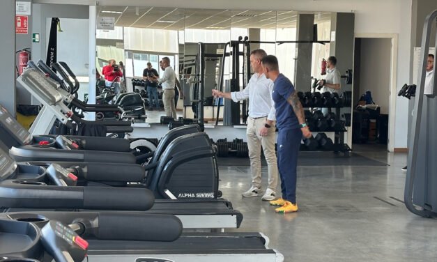 La sala de musculación de San Juan del Puerto estrena maquinarias de última generación