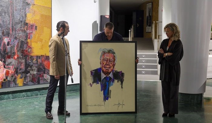 David Morales presenta sus pinturas en Fundación Caja Rural con homenaje a José Luis García-Palacios