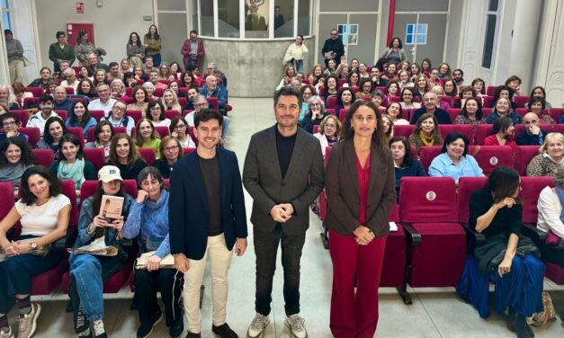 Carlos del Amor protagoniza un multitudinario encuentro en Huelva