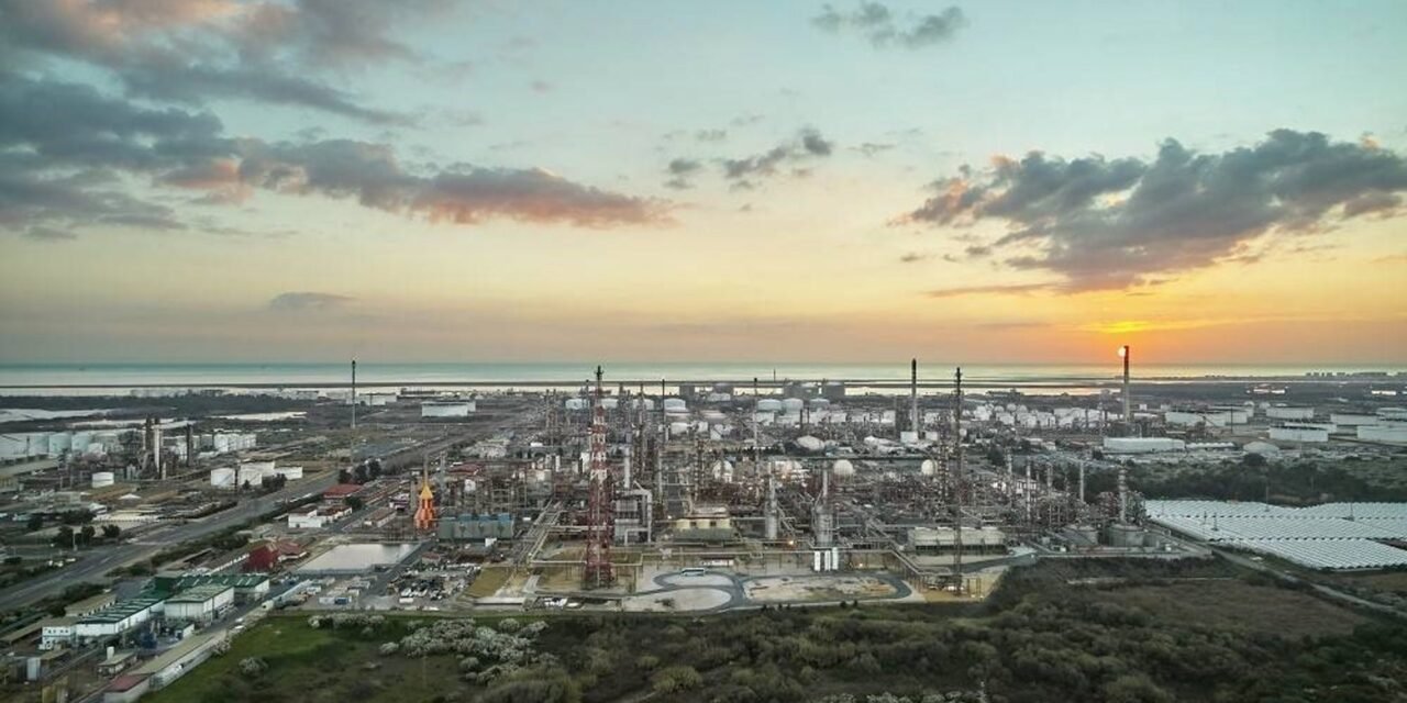 La planta de biocombustibles de Moeve ya está al 50% y producirá a final de 2026