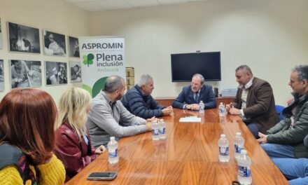 Fundación Atalaya y Aspromin renuevan su convenio para construir un parking solar en El Campillo