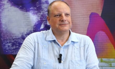 Cuenca se despide de la Defensoría Universitaria «muy satisfecho» de su gestión