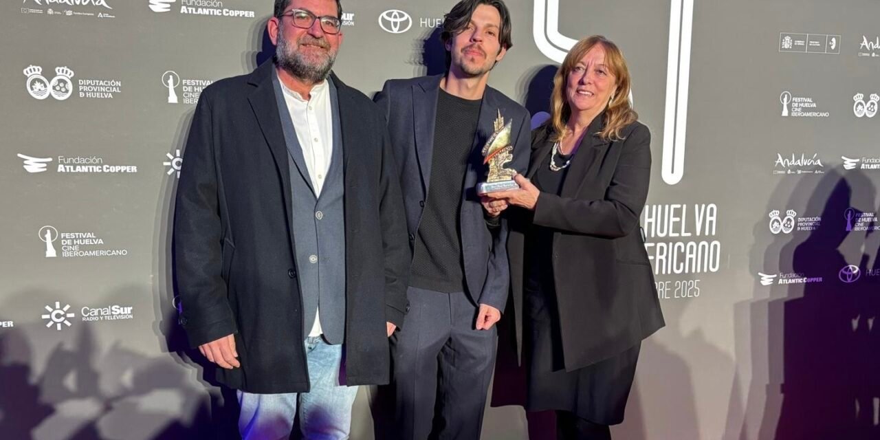 ‘Un mundo para mí’ gana el Premio Manuel Barba al Mejor Guion del Festival de Huelva