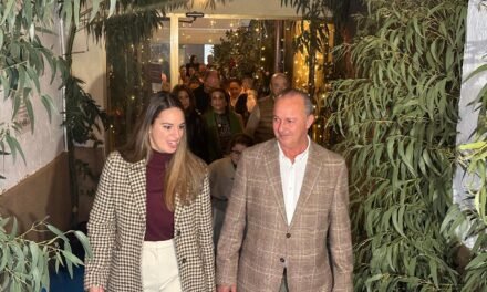 La CR Palos inaugura con éxito su Belén Navideño