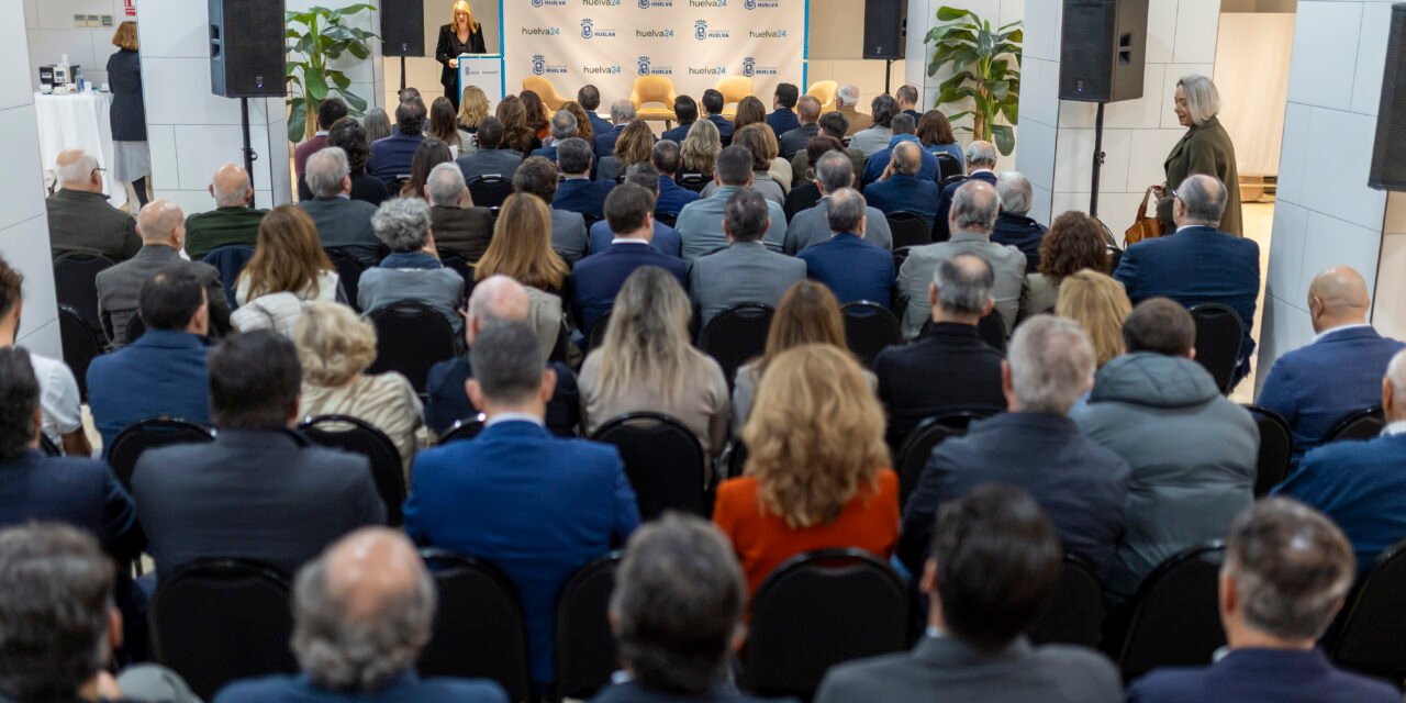 Pilar Miranda aboga por la unidad para construir la Huelva moderna