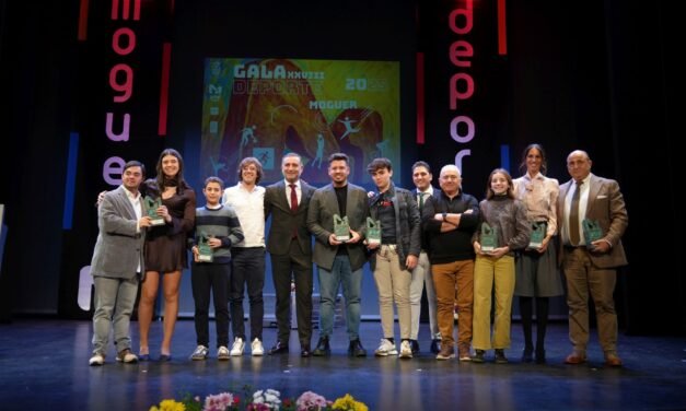Moguer rinde homenaje a sus mejores deportistas